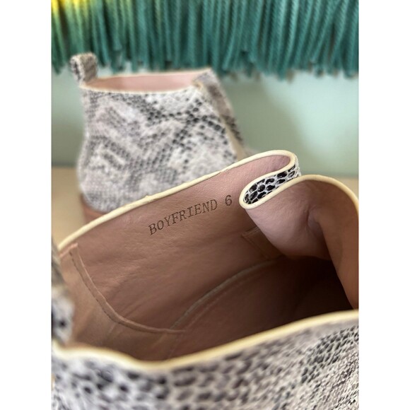 Coconuts by Matisse bootie Size 6 - Picture 8 of 8